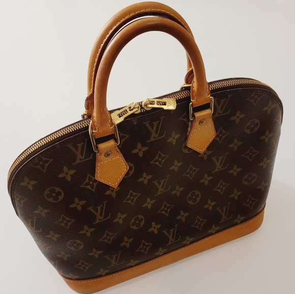 LOUIS VUITTON Monogram ALMA - Picture 4 of 12